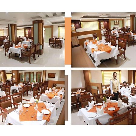 Hotel Anjali Park Kottajam Kültér fotó