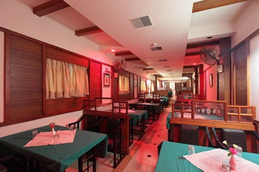 Hotel Anjali Park Kottajam Kültér fotó