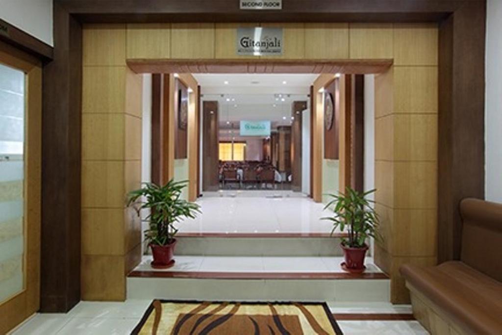 Hotel Anjali Park Kottajam Kültér fotó