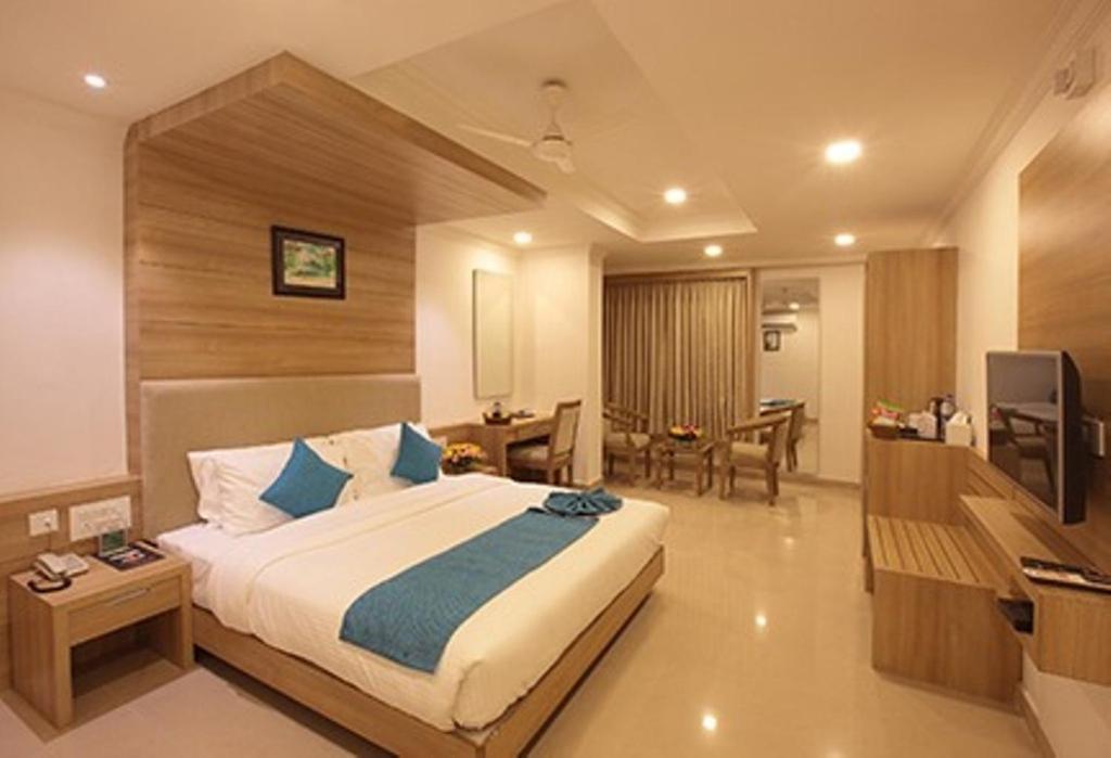 Hotel Anjali Park Kottajam Kültér fotó