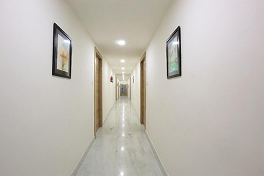 Hotel Anjali Park Kottajam Kültér fotó